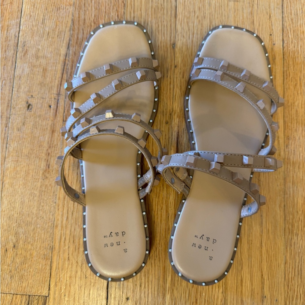 A New Day Women's Tan Sandals